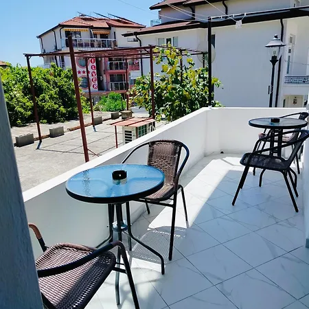 Rum i privatbostad Rooms More Sozopol
