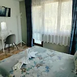 Δωμάτια σε οικογενειακή κατοικία Rooms More Σωζόπολη