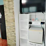 Rooms More Δωμάτια σε οικογενειακή κατοικία *