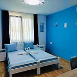 Rooms More
