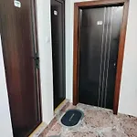 Rooms More Δωμάτια σε οικογενειακή κατοικία *