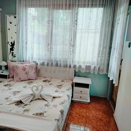 Pansiyon Rooms More *