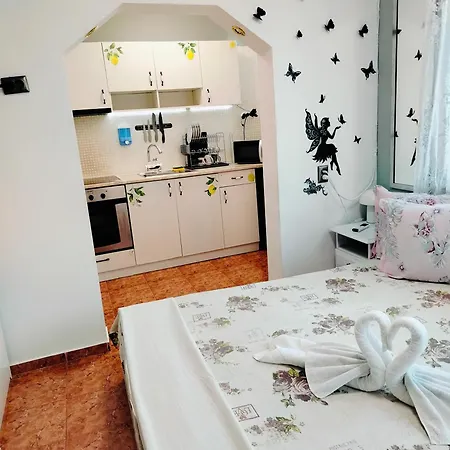 Pansiyon Rooms More *