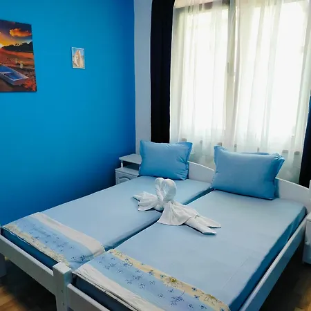 Rooms More