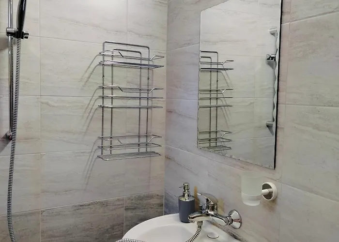 בית אירוח Rooms More