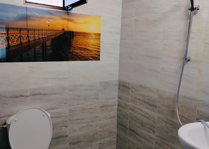 Rooms More בית אירוח